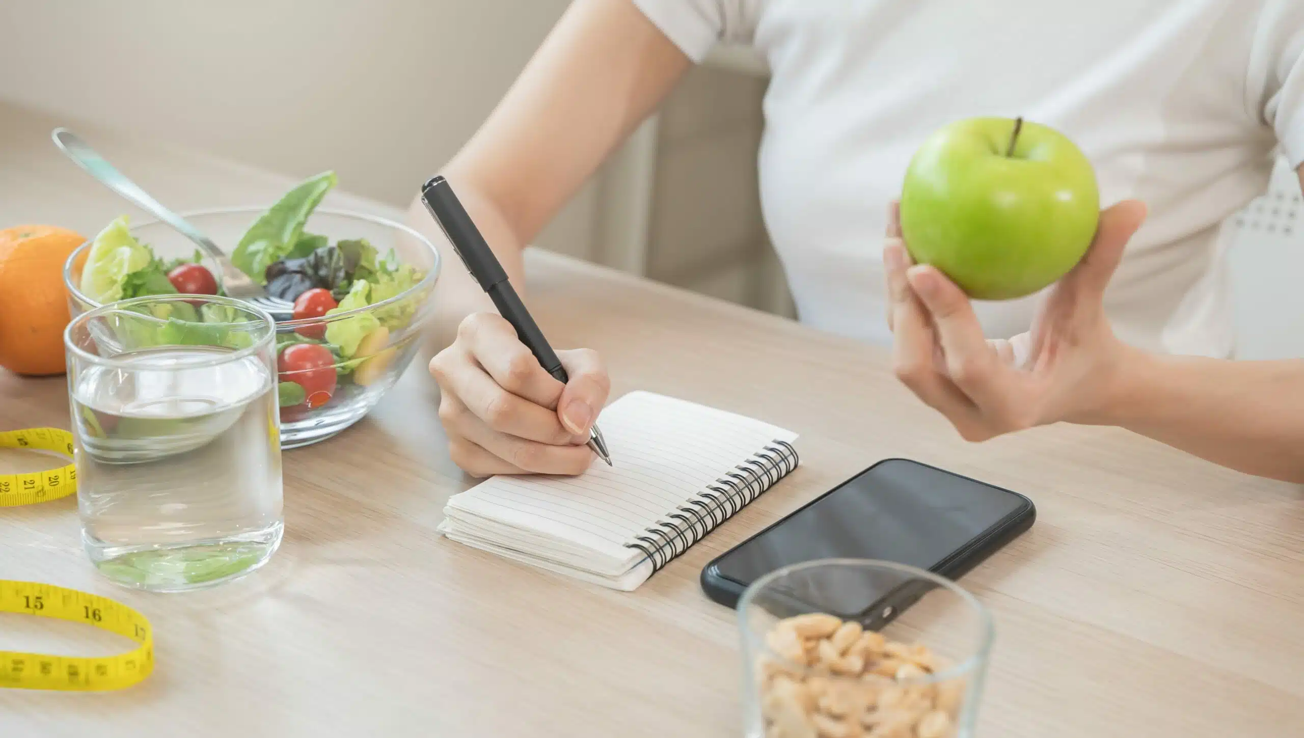 EL ESTANCAMIENTO EN LA PÉRDIDA DE PESO: LA DIETA DE LAS 2000 KCAL