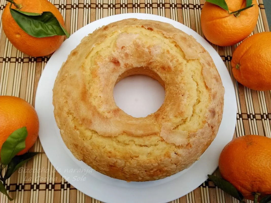 LAS VIRTUDES DE UN BIZCOCHO ESPONJOSO DE AVENA Y NARANJA