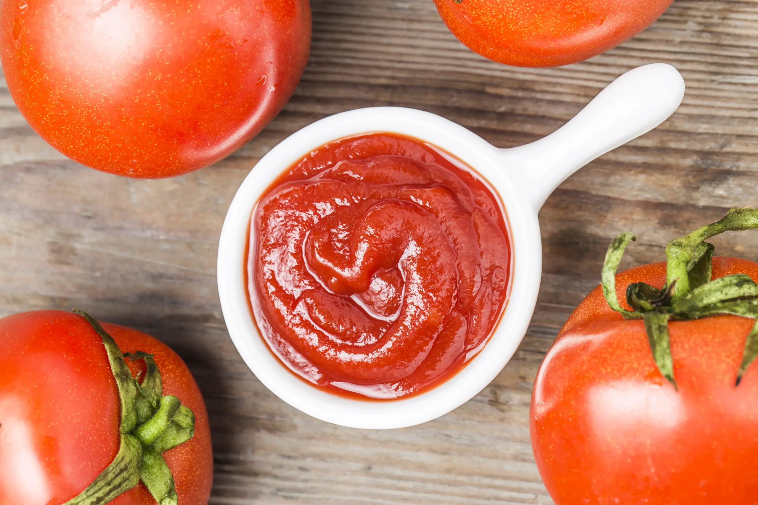 EL IMPACTO DEL TOMATE EN LA COCINA ESPAÑOLA