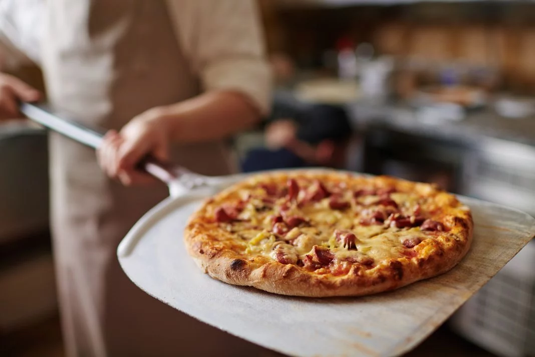 LOS INGREDIENTES ESENCIALES PARA UNA MASA DE PIZZA SIN LEVADURA