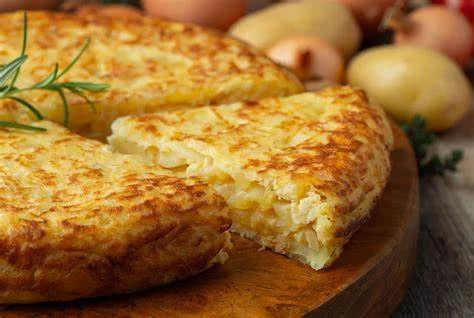 LA TORTILLA DE PATATAS: UN PLATO CON HISTORIA Y TRADICIÓN