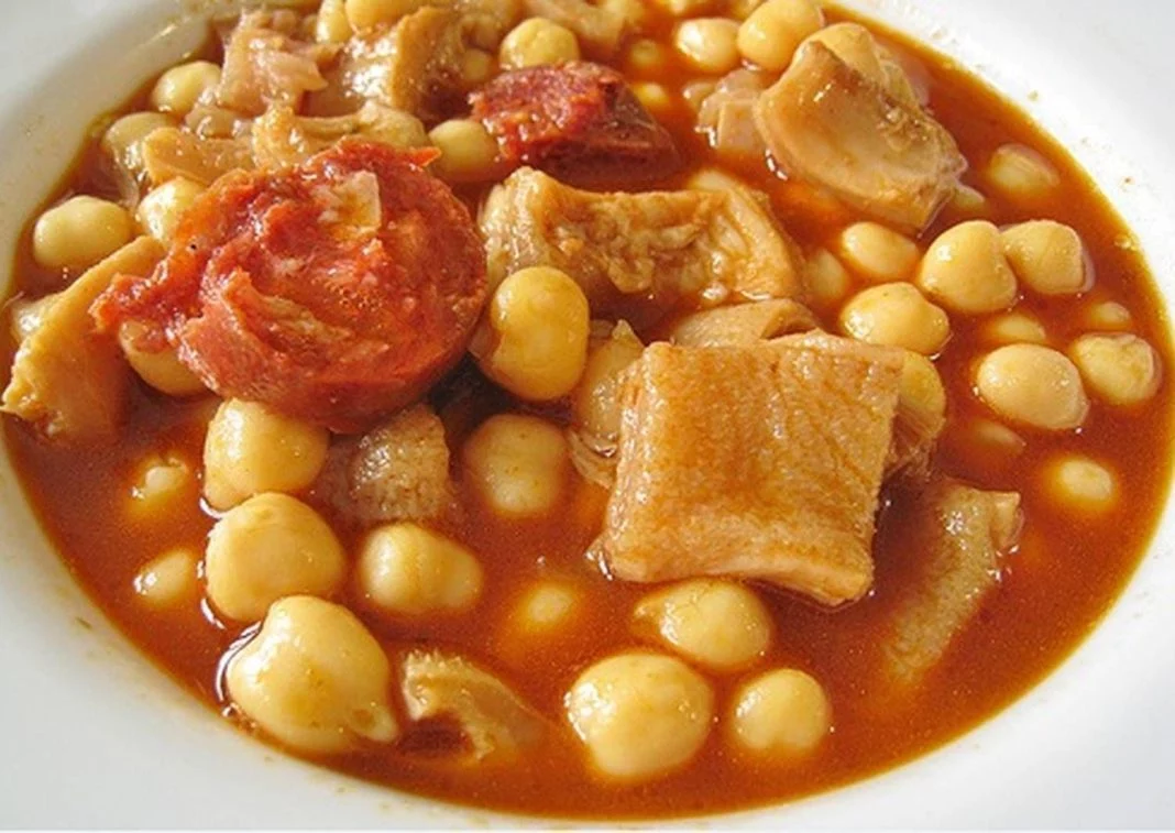 INGREDIENTES ESENCIALES PARA UNOS CALLAS A LA GALLEGA CON GARBANZOS PERFECTOS