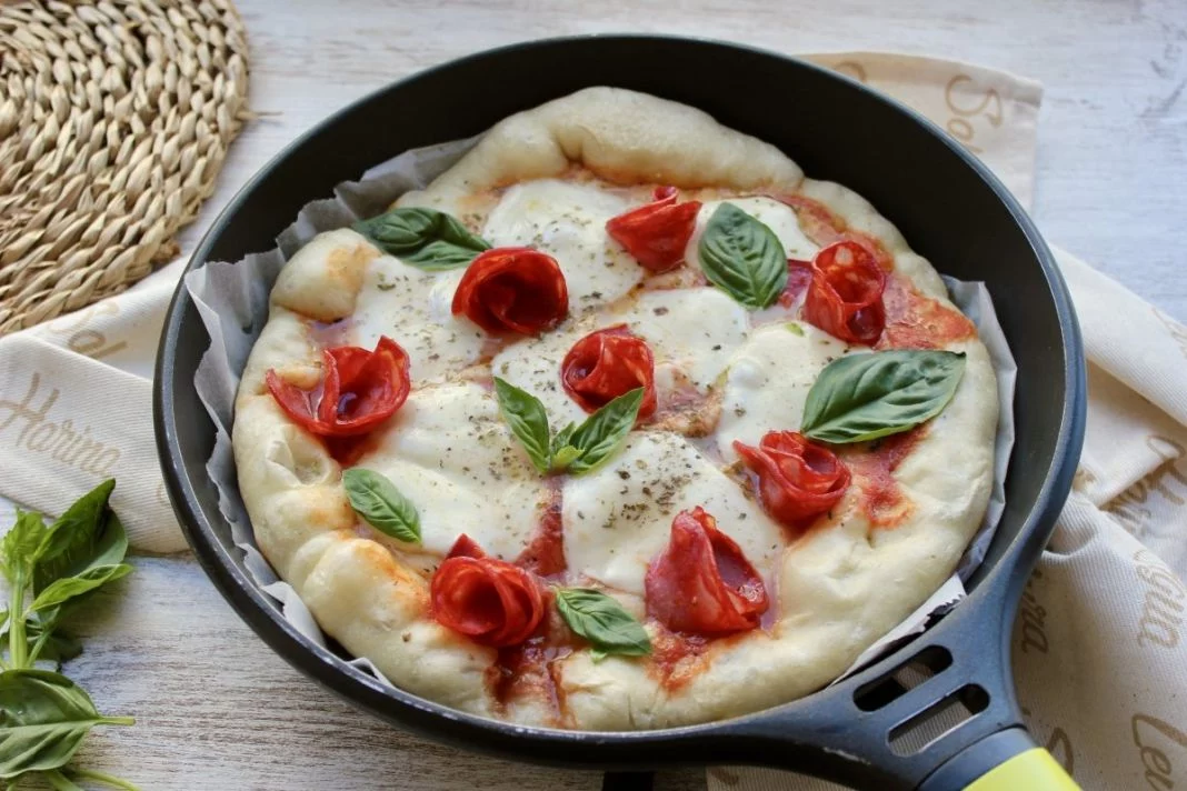 PREPARANDO LA PIZZA EN SARTÉN PASO A PASO