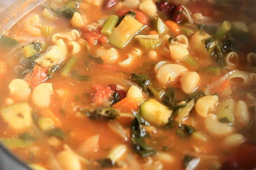 LA SOPA MINESTRONE EN LA CULTURA ITALIANA