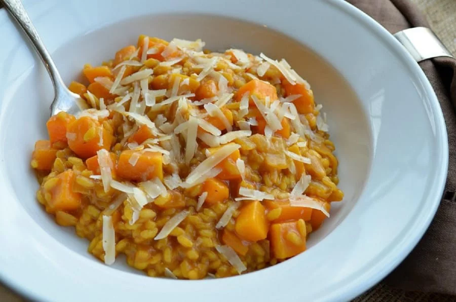 DISFRUTANDO DEL RISOTTO DE CALABAZA Y DOS QUESOS