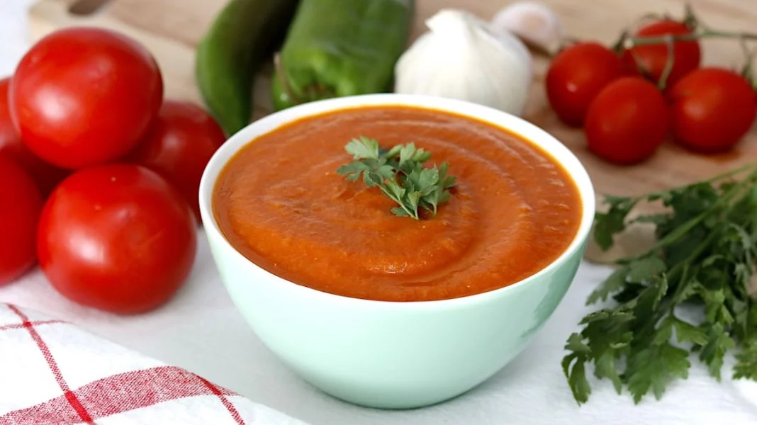 SALSA DE TOMATE: EL CORAZÓN DE LA PIZZA NAPOLITANA