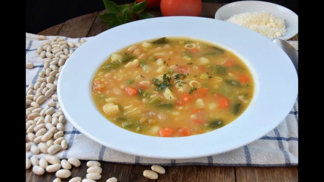 LA SOPA  MINESTRONE Y SU IMPACTO EN LA SALUD A LARGO PLAZO