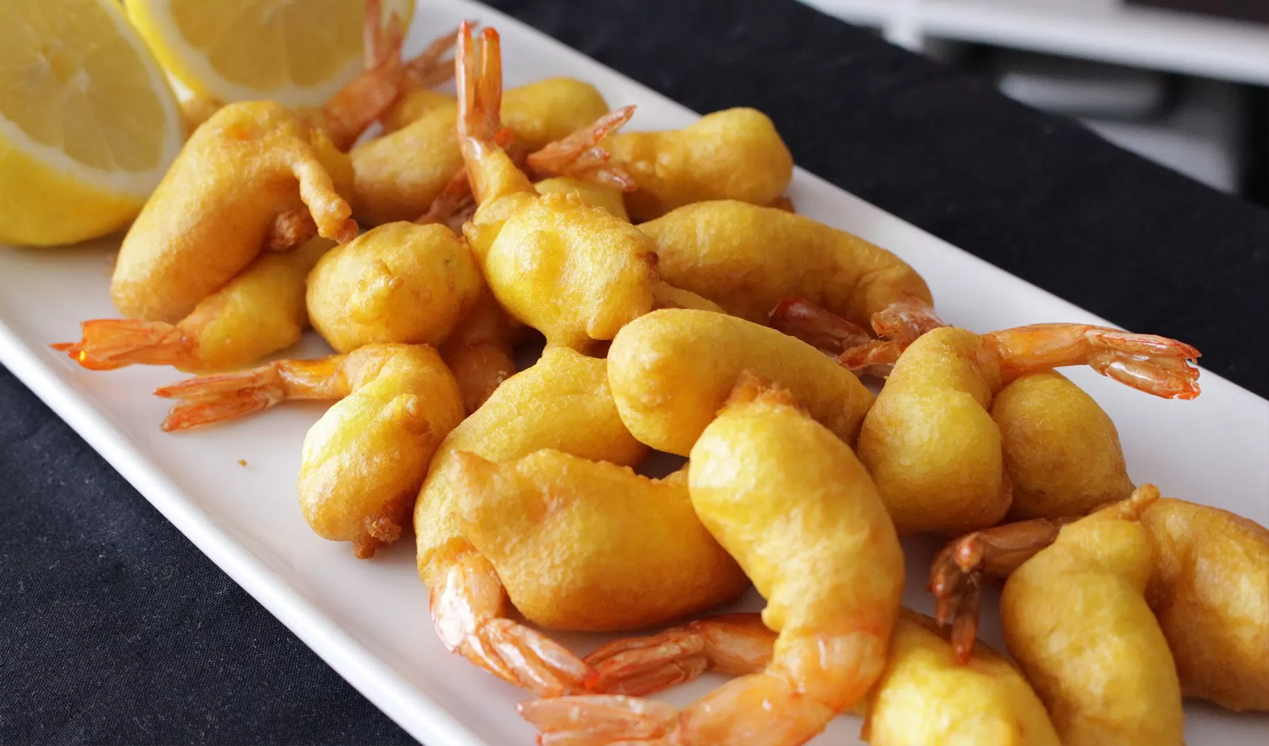 INGREDIENTES CLAVE PARA LAS GAMBAS A LA GABARDINA