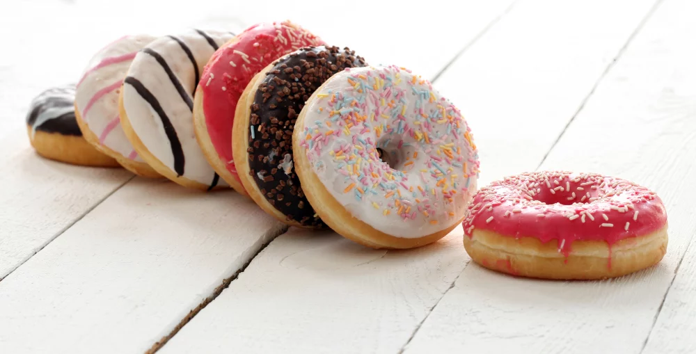 DONUTS Y BUÑUELOS: EL SABOR DE LA TRADICIÓN SIN EXCESO DE GRASA