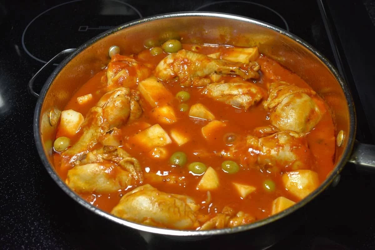 EL FRICASÉ DE POLLO EN TU MESA: CONSEJOS Y ACOMPAÑAMIENTOS