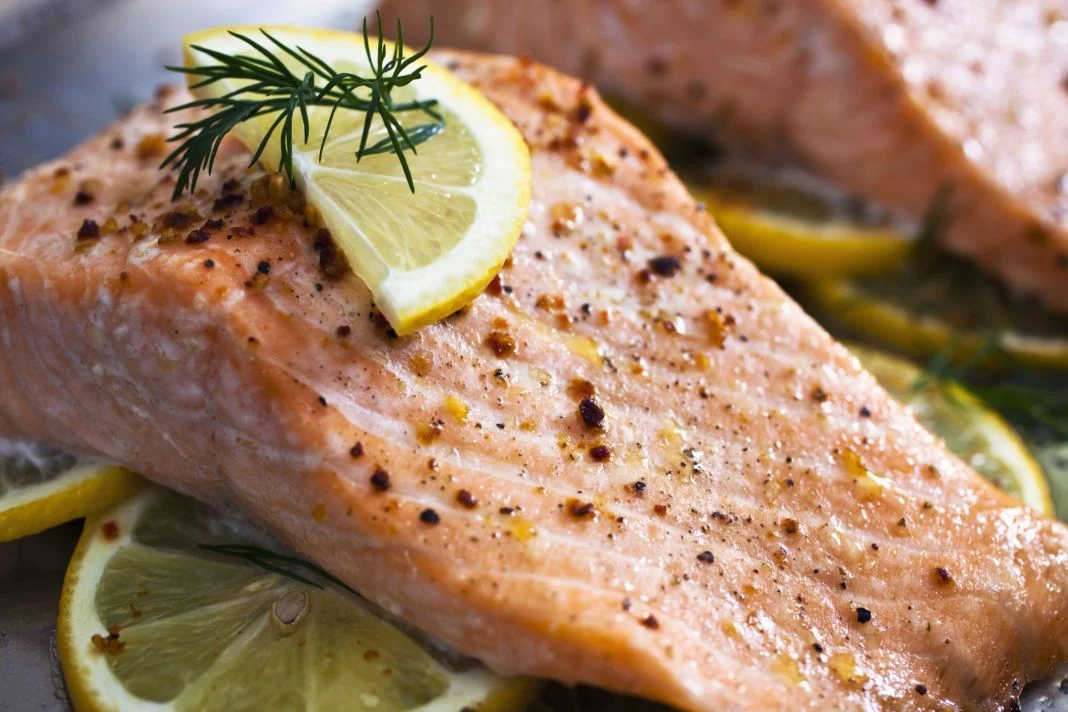 LOS BENEFICIOS DEL PESCADO AZUL PARA LA SALUD MUSCULAR