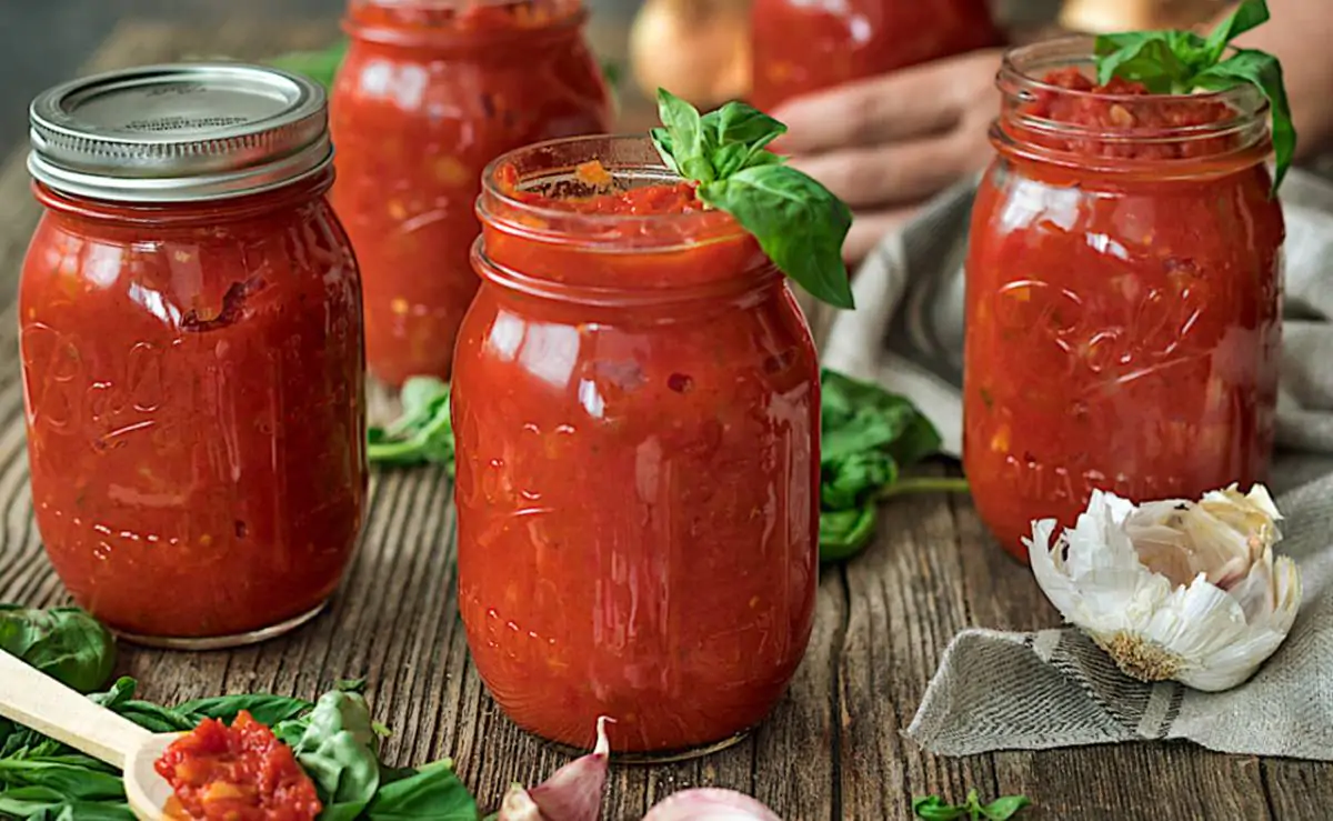 EL PROCESO PASO A PASO PARA UNA SALSA DE TOMATE PERFECTA