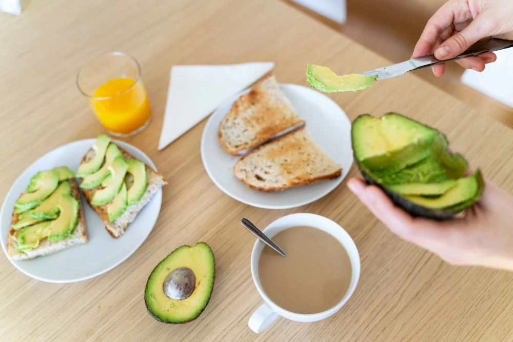 BAJO EN HIDRATOS, MÁXIMA ENERGÍA Y SABOR